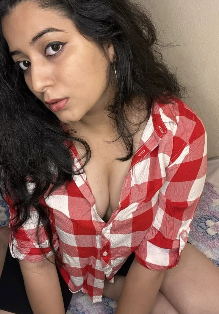 Harini Chennai Escort